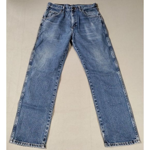 Wrangler Authentic Jeans Men's Regular Fit Size 33 x 30 - Picture 1 of 11